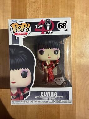 Funko POP! Icons Elvira 40 Years #68 Diamond Collection
